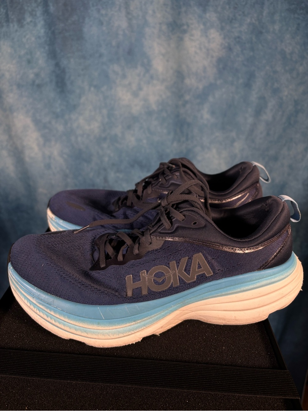 HOKA Bondi 8 Men’s Size 10.5 Running Shoes Blue White